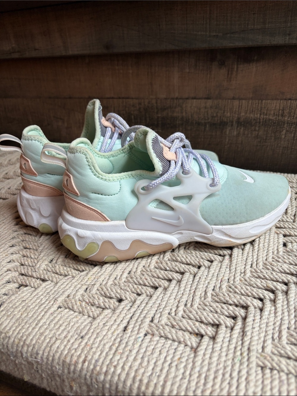 Nike Mint Green & Peach Women's Sneakers